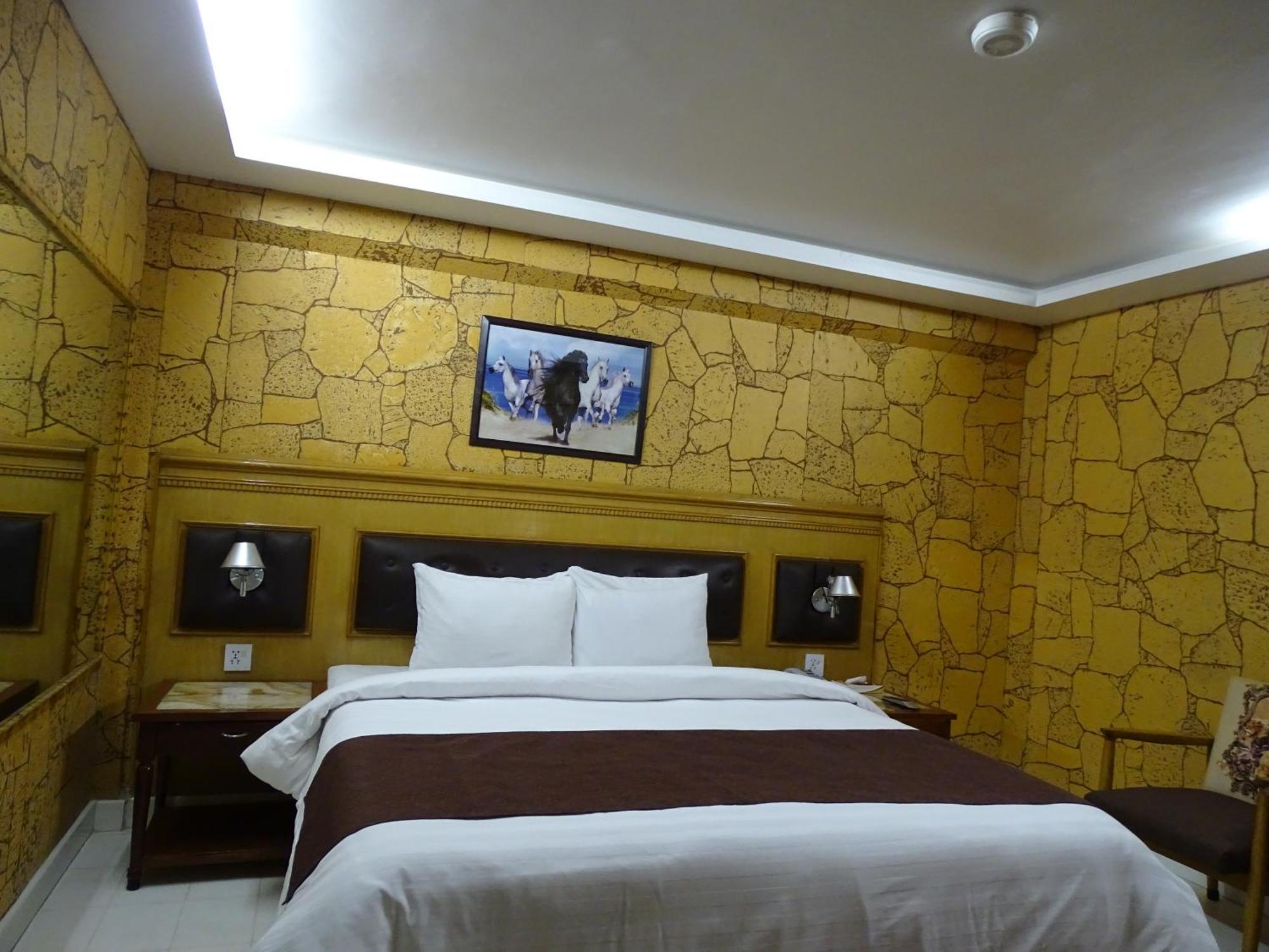 Hotel One Karachi Exterior photo